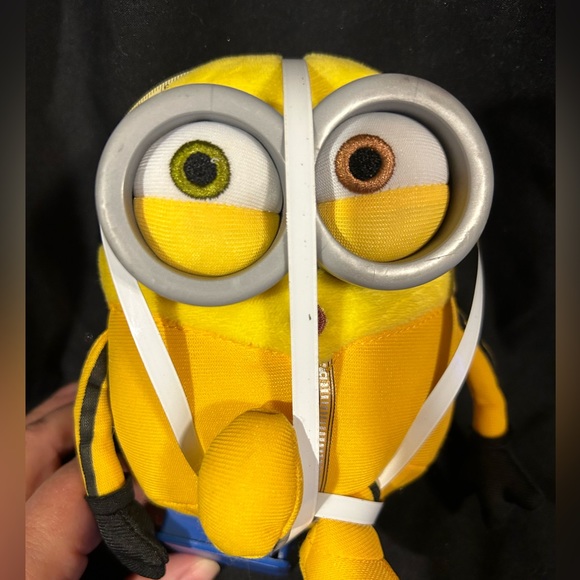 Minions 6” Kung Fu Bob Plush - Picture 3 of 4